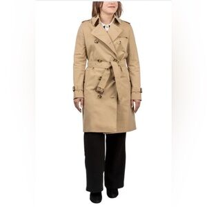 Burberry Women's Kensington Heritage Trench Coat